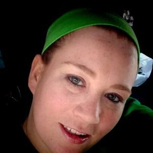 Meet your Posher, Leslie